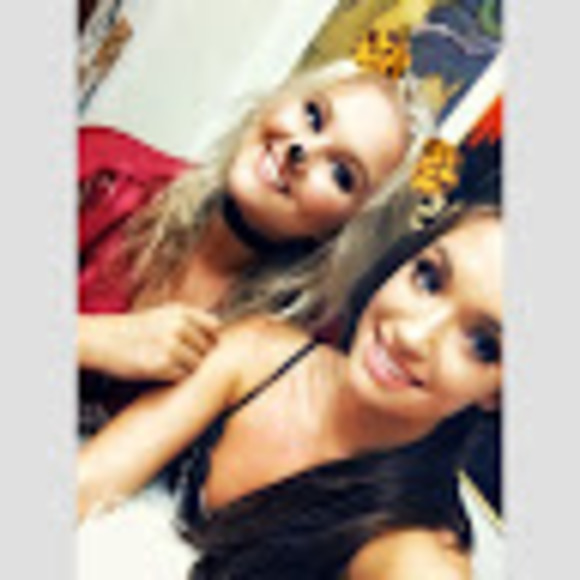 lyndsey_hayes